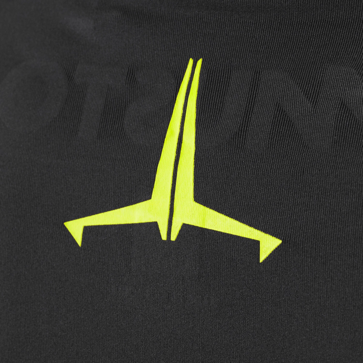 Musto Insignia UV Fast Dry Short Sleeve Rash Guard - Black 5 Musto Insignia UV Fast Dry Short Sleeve Rash Guard - Black - Image 3