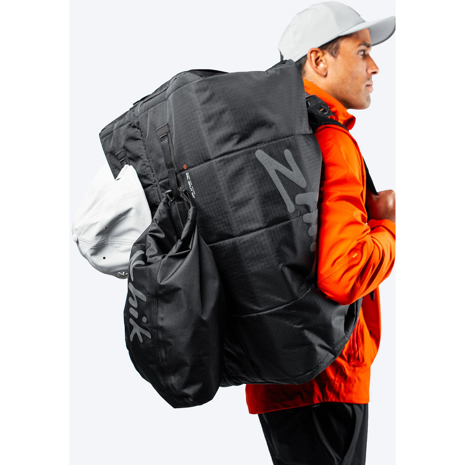 Zhik 65L Kit Bag / Holdall Sailing Bag - Black 6 Zhik 65L Kit Bag / Holdall Sailing Bag - Black - Image 4
